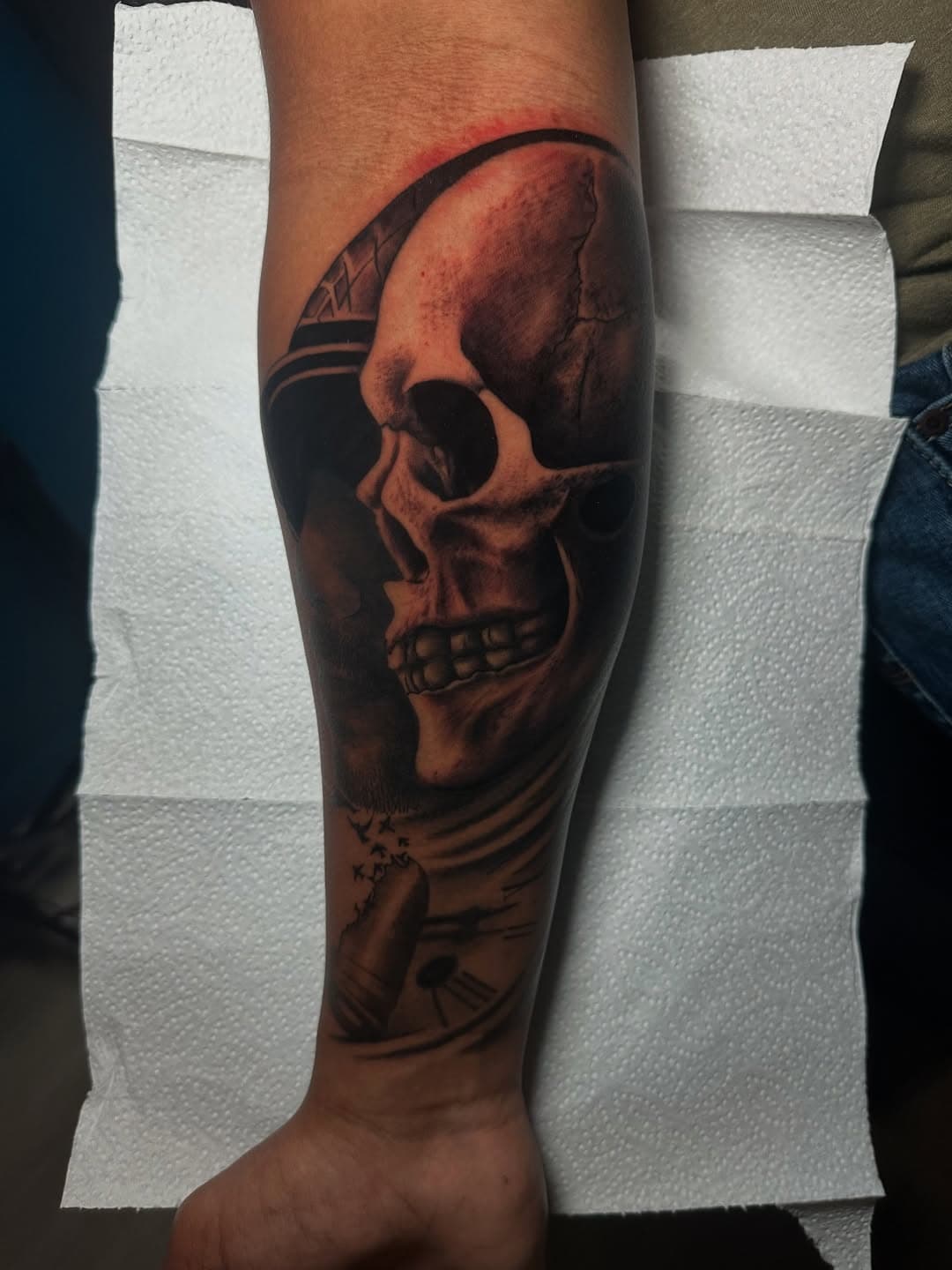 Skull with hourglass — black & gray realism